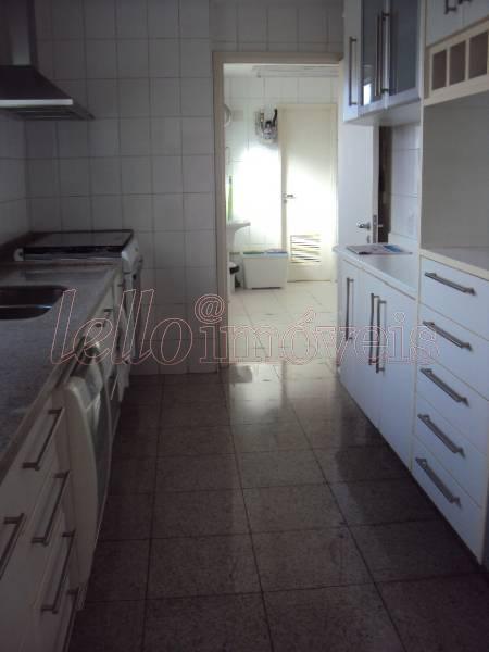 Apartamento à venda com 3 quartos, 204m² - Foto 10