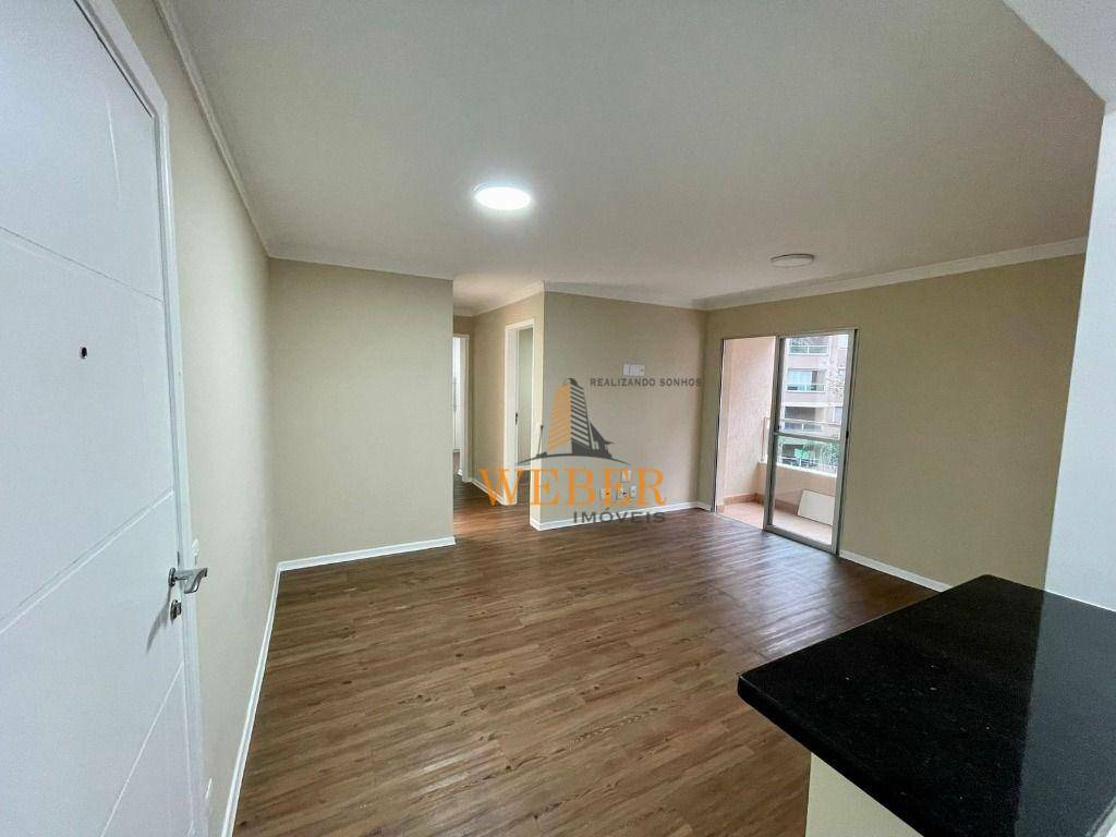 Apartamento à venda com 3 quartos, 68m² - Foto 1