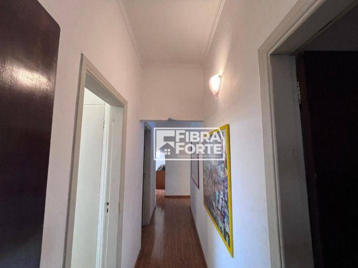 Casa à venda com 3 quartos, 215m² - Foto 10
