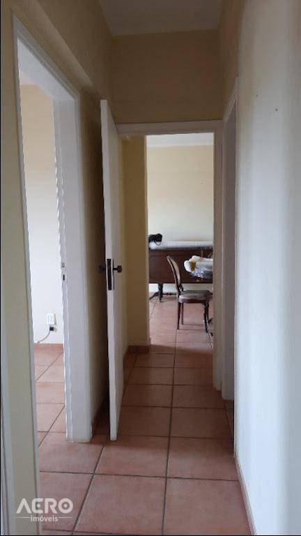 Apartamento à venda com 3 quartos, 97m² - Foto 23