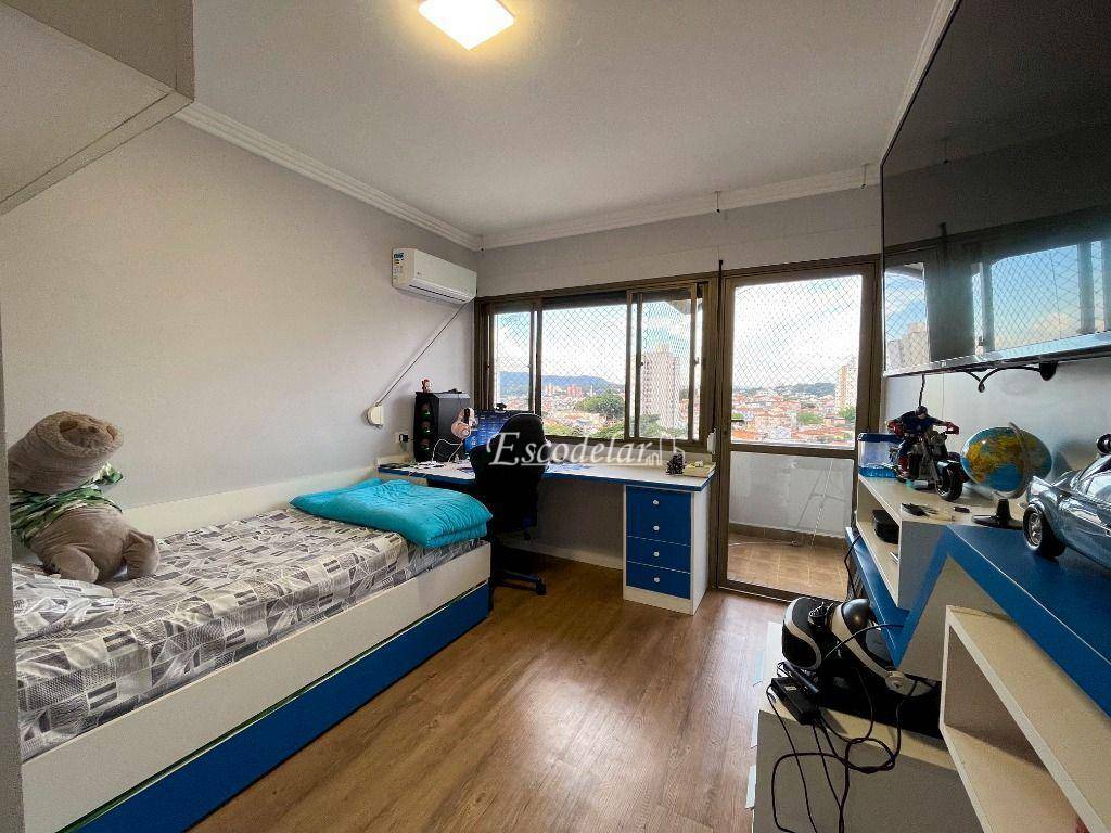 Apartamento à venda com 3 quartos, 200m² - Foto 35