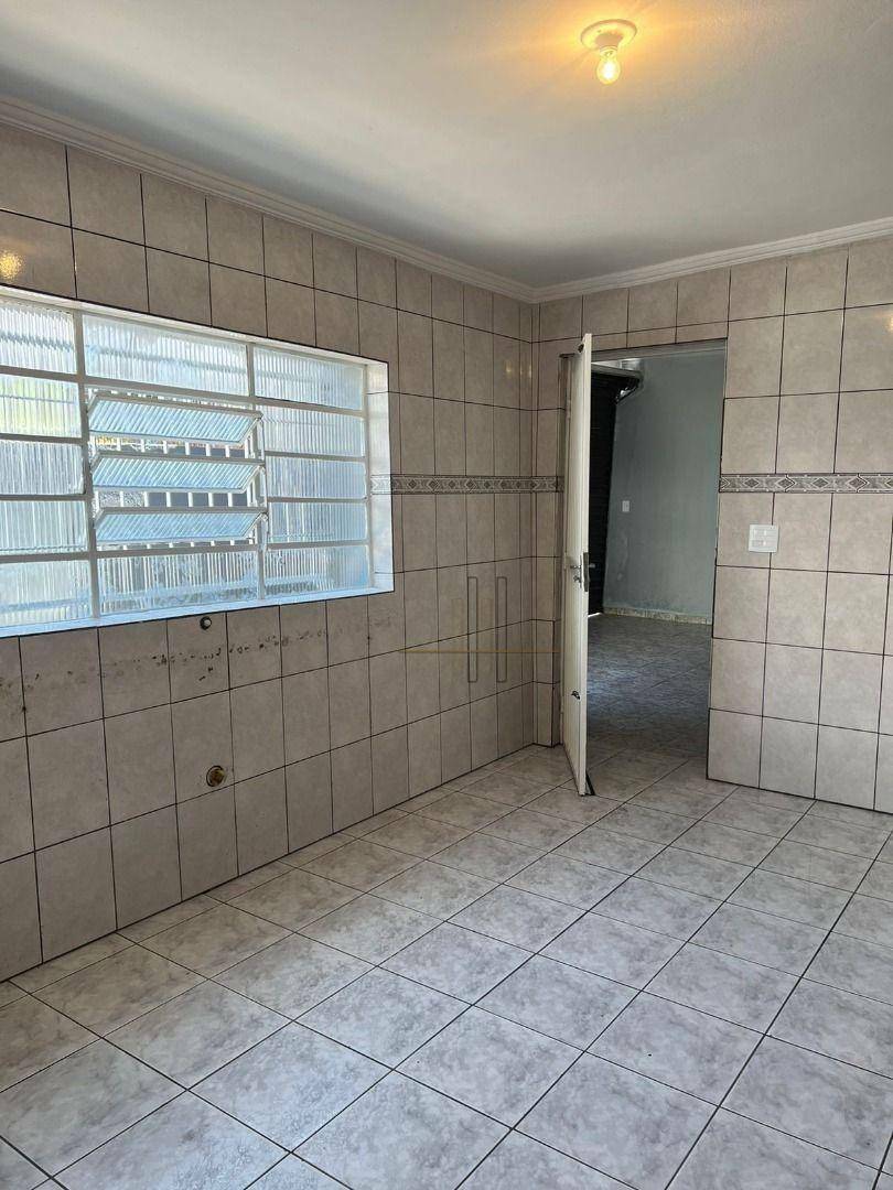 Sobrado à venda com 2 quartos, 100m² - Foto 18