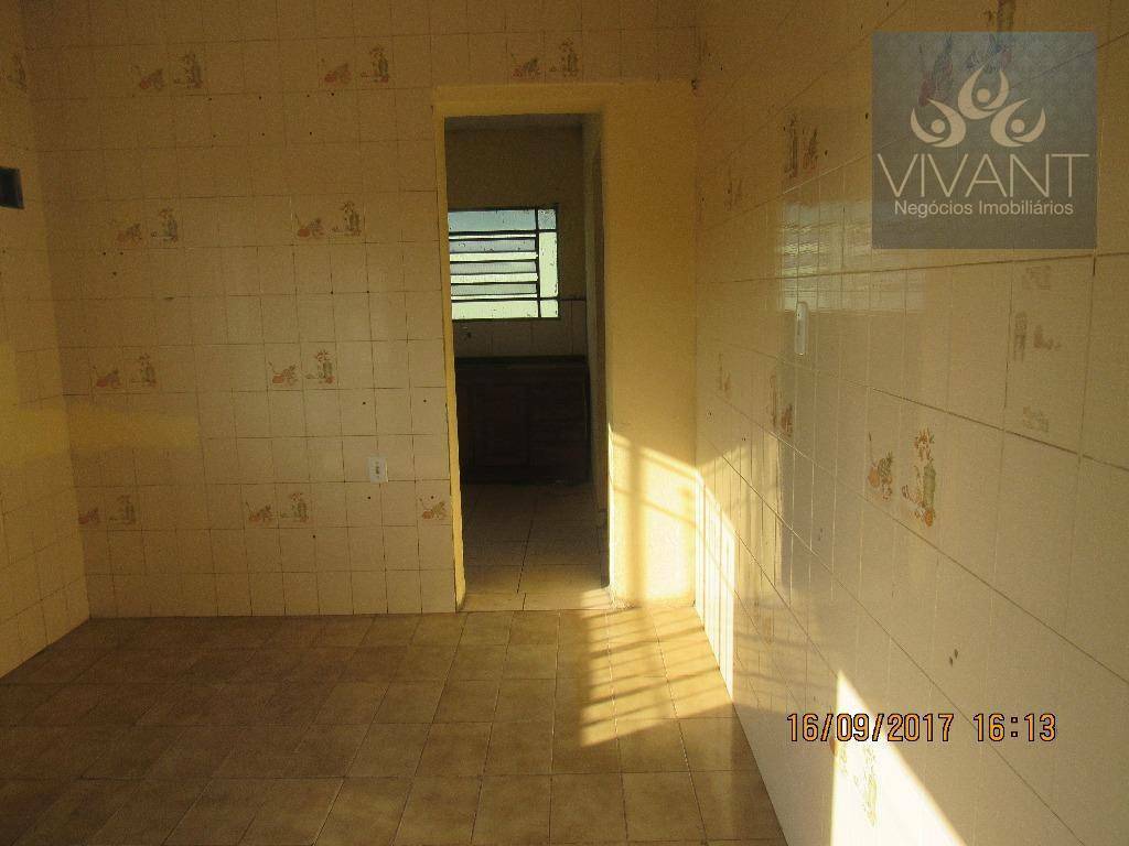 Casa à venda com 1 quarto, 340m² - Foto 5