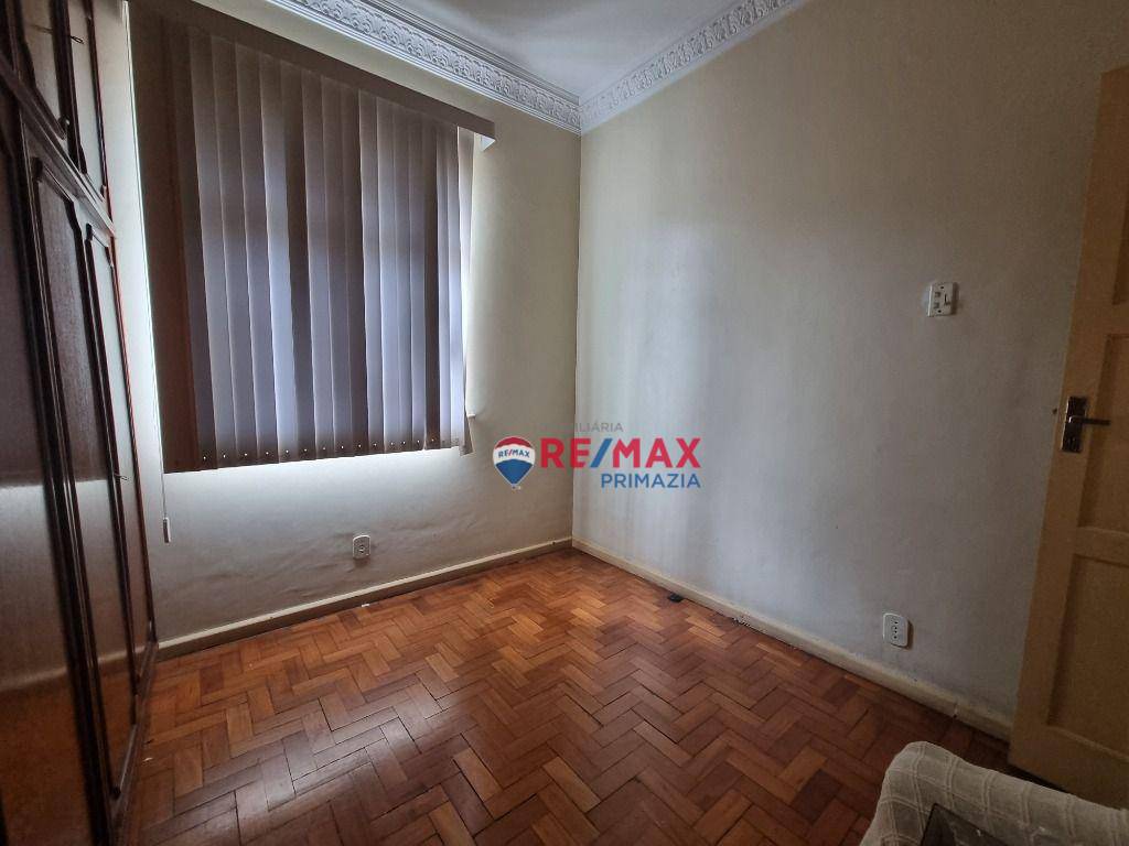 Apartamento à venda com 2 quartos, 71m² - Foto 5