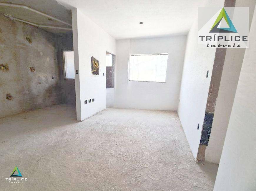 Apartamento à venda com 2 quartos, 62m² - Foto 2