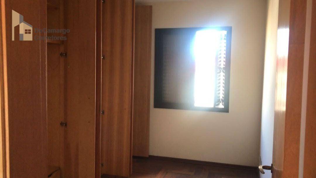 Apartamento à venda com 2 quartos, 90m² - Foto 4