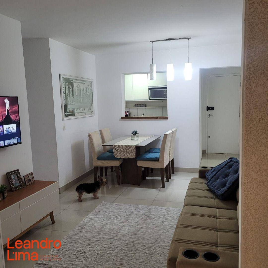 Apartamento à venda com 3 quartos, 71m² - Foto 2