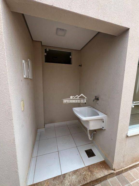 Casa de Condomínio para alugar com 3 quartos, 125m² - Foto 23