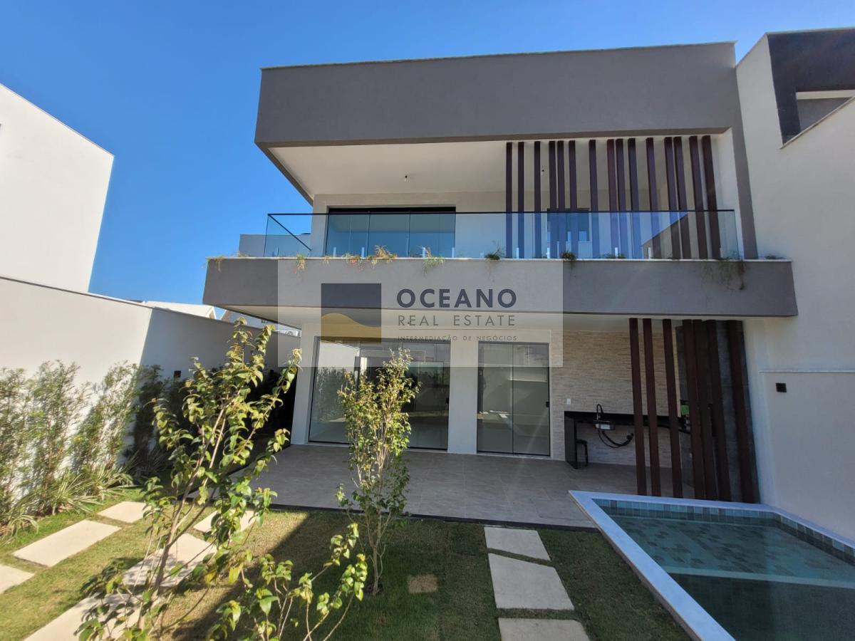 Casa de Condomínio à venda com 4 quartos, 215m² - Foto 2