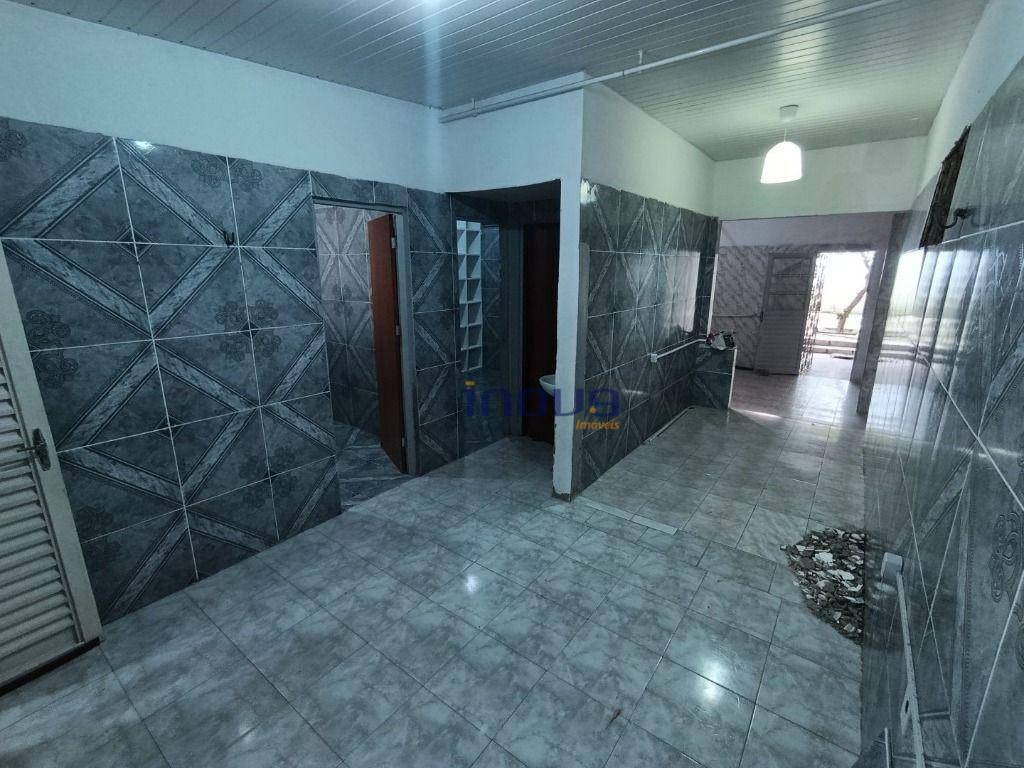 Casa para alugar com 2 quartos, 100M2 - Foto 7