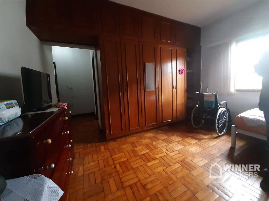 Casa à venda com 5 quartos, 750m² - Foto 11