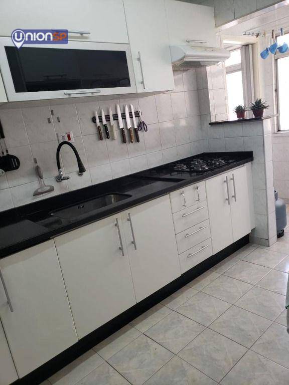 Apartamento à venda com 2 quartos, 70m² - Foto 20