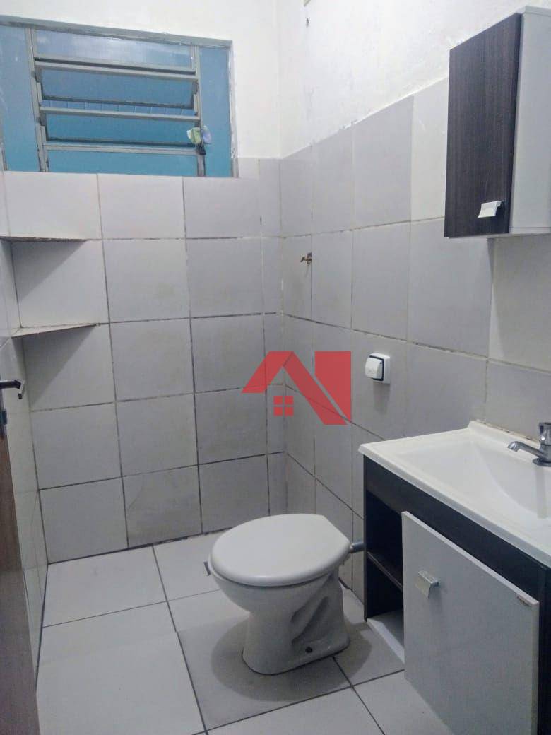 Casa à venda com 3 quartos, 108m² - Foto 4