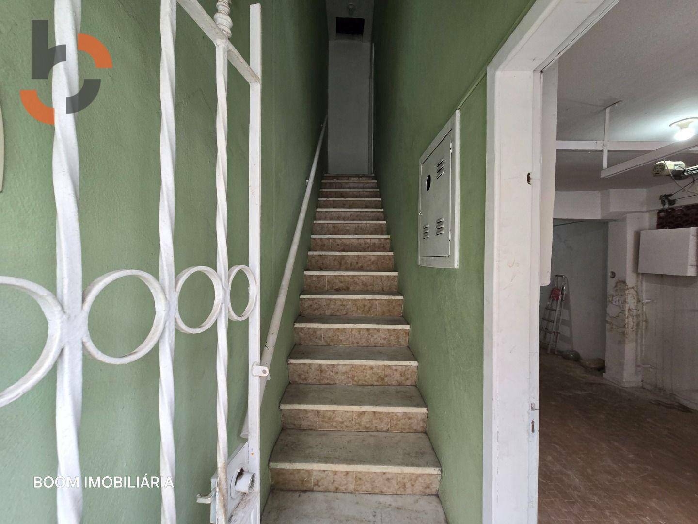 Apartamento à venda com 1 quarto, 62m² - Foto 2