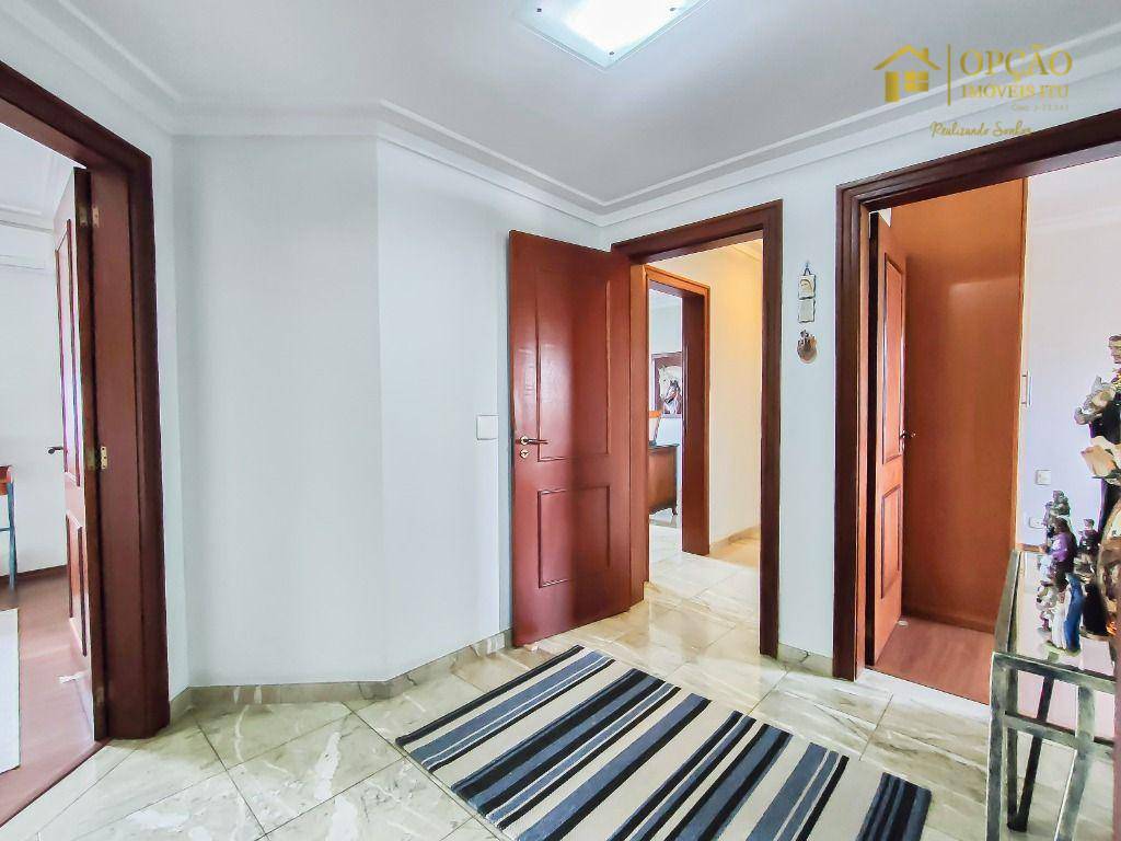 Apartamento à venda com 3 quartos, 290m² - Foto 25