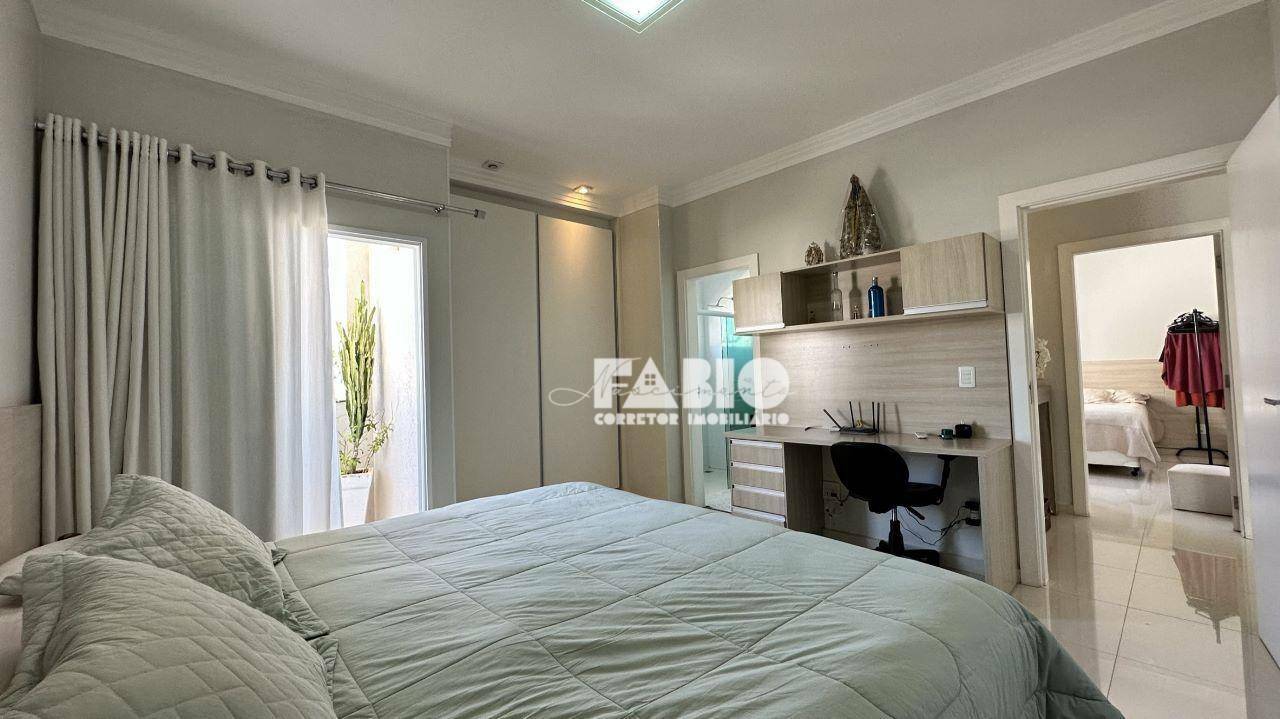 Casa de Condomínio à venda com 4 quartos, 310m² - Foto 25