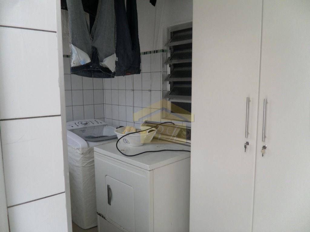 Casa à venda com 3 quartos, 197m² - Foto 10