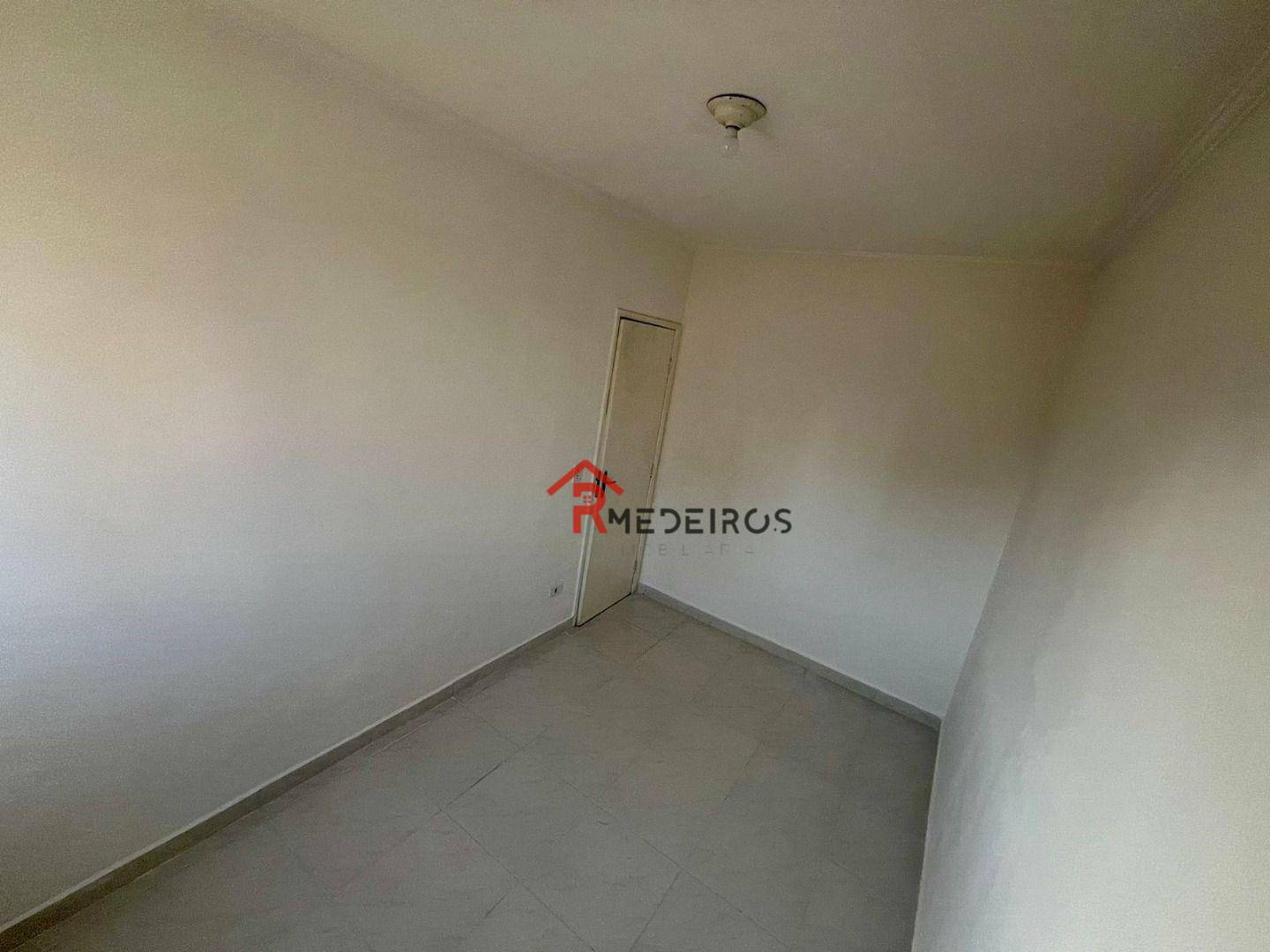 Apartamento à venda com 1 quarto, 37m² - Foto 8