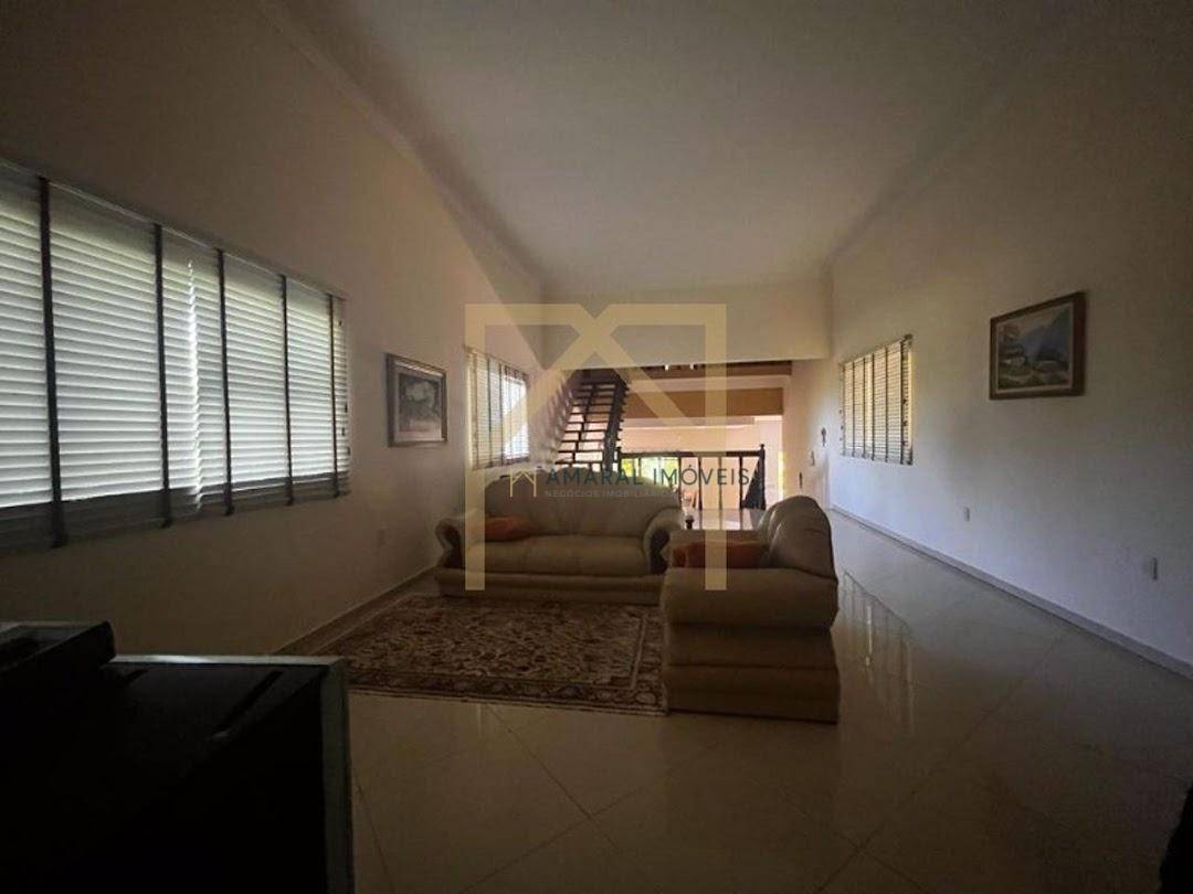 Casa à venda com 4 quartos, 400m² - Foto 23