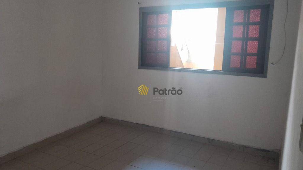 Sobrado à venda com 7 quartos, 316m² - Foto 24