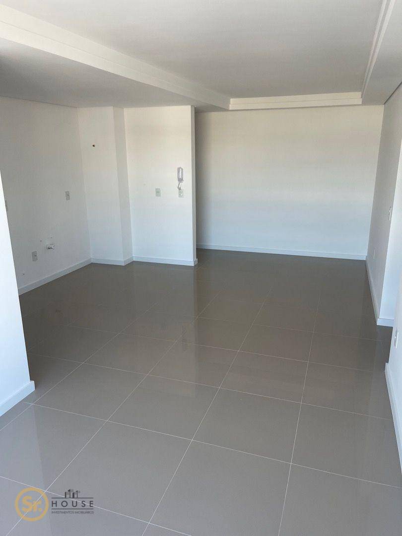 Apartamento à venda com 3 quartos, 76m² - Foto 24