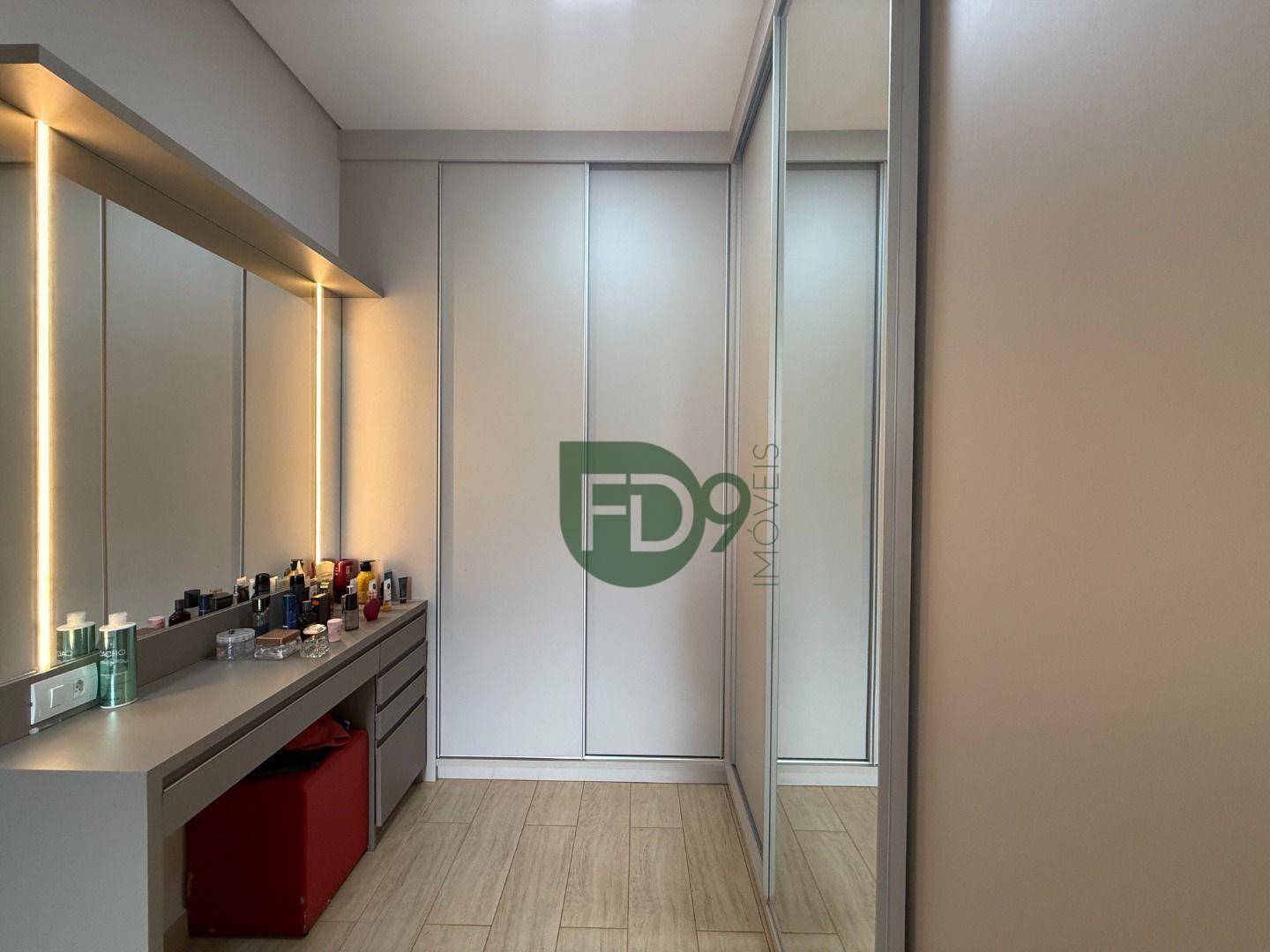 Casa à venda com 3 quartos, 225m² - Foto 30