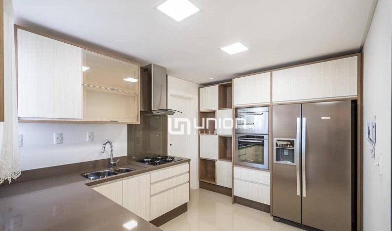 Apartamento à venda com 4 quartos, 143m² - Foto 7