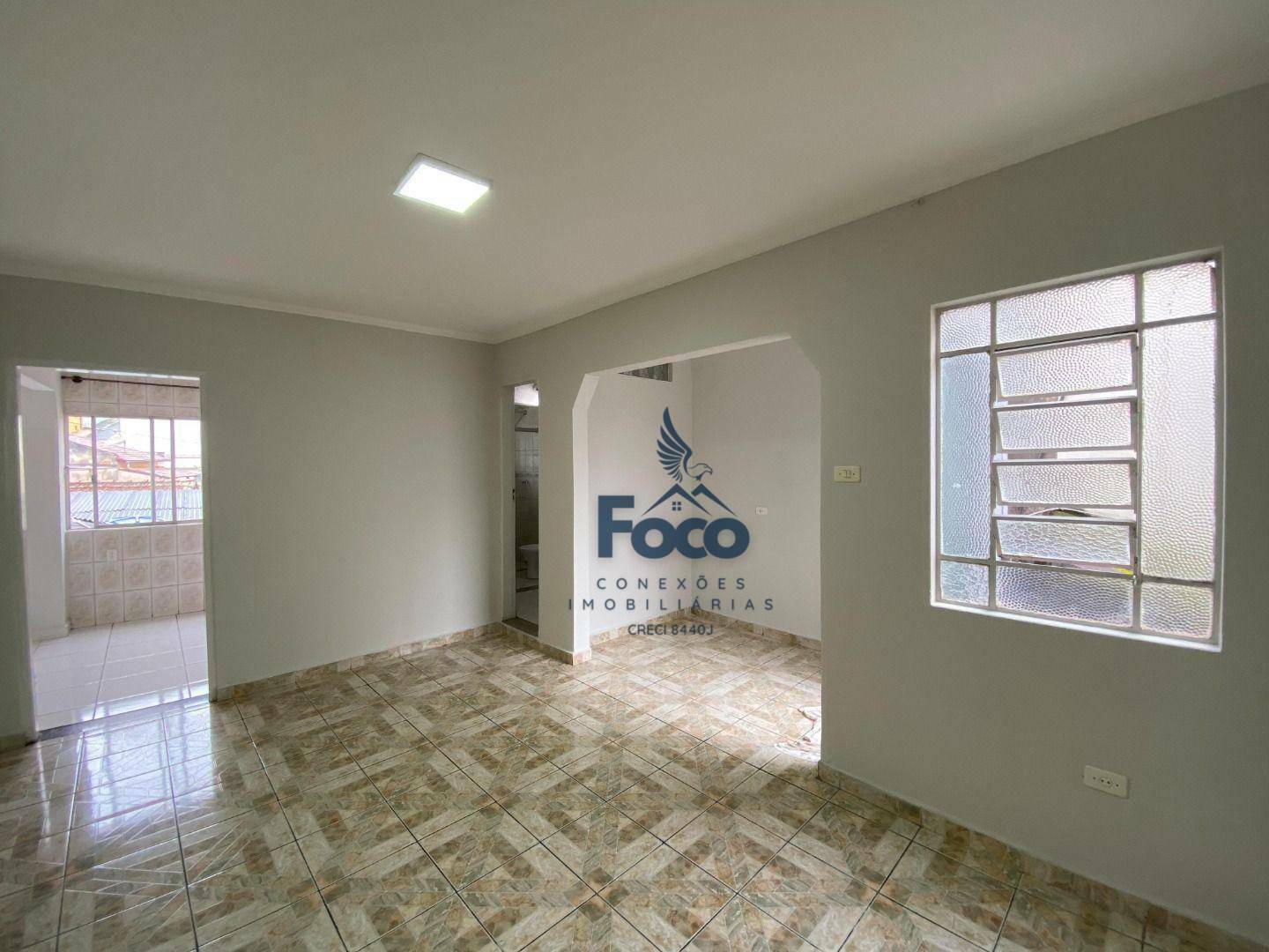 Apartamento à venda com 3 quartos, 75m² - Foto 4