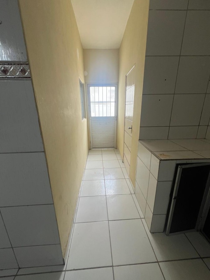 Casa para alugar com 4 quartos, 200m² - Foto 16