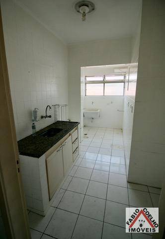 Apartamento à venda com 2 quartos, 57m² - Foto 19