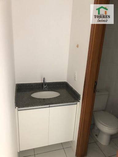 Apartamento à venda com 2 quartos, 75m² - Foto 21