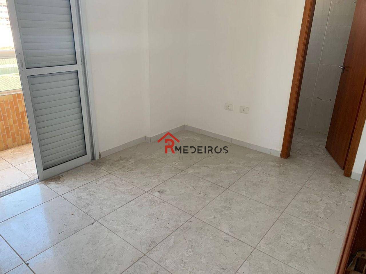 Apartamento à venda com 2 quartos, 75m² - Foto 11