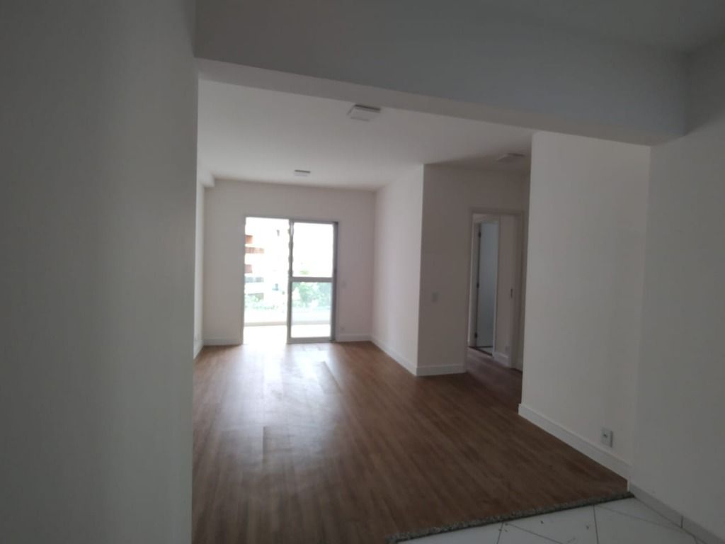 Apartamento para alugar com 2 quartos, 64m² - Foto 4