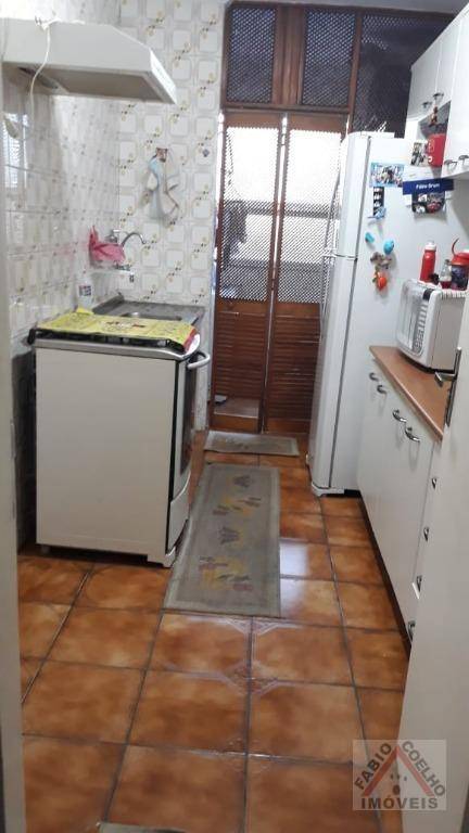 Apartamento à venda com 2 quartos, 60m² - Foto 3