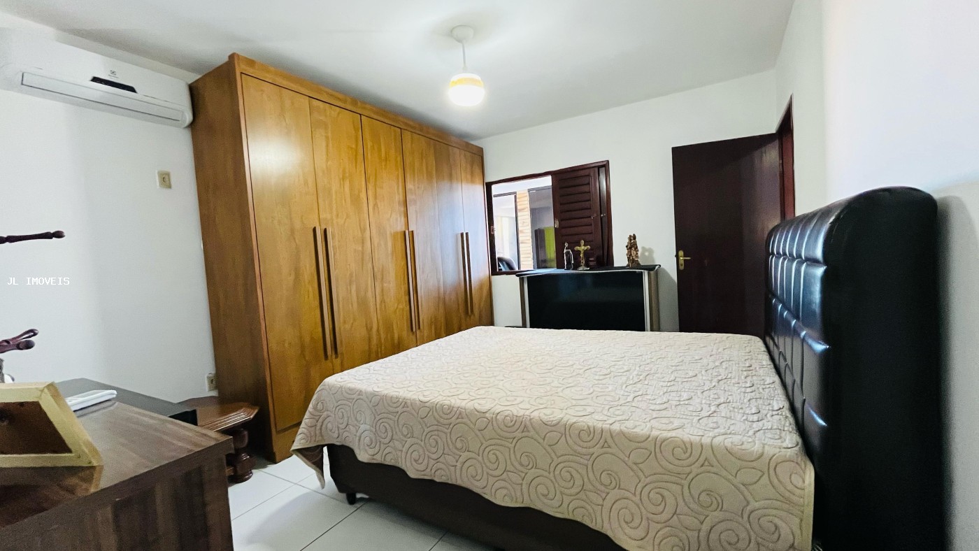 Casa à venda com 4 quartos, 450m² - Foto 22