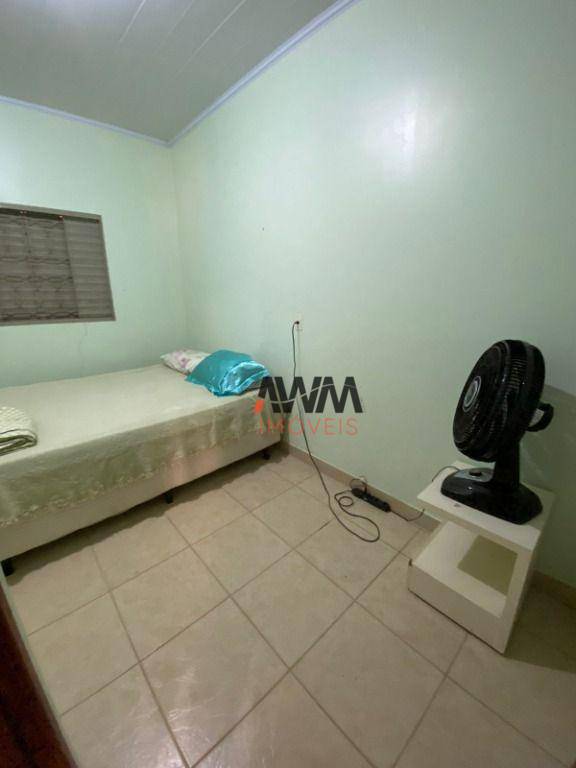 Chácara à venda com 3 quartos, 300m² - Foto 14