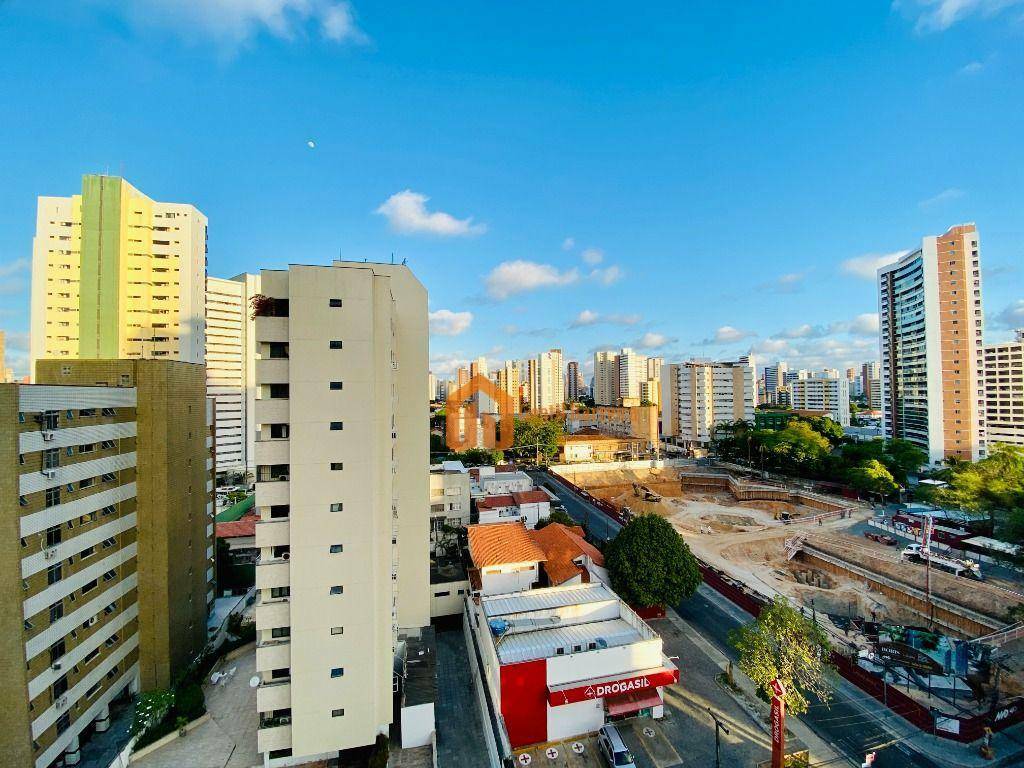 Apartamento à venda com 4 quartos, 249m² - Foto 8