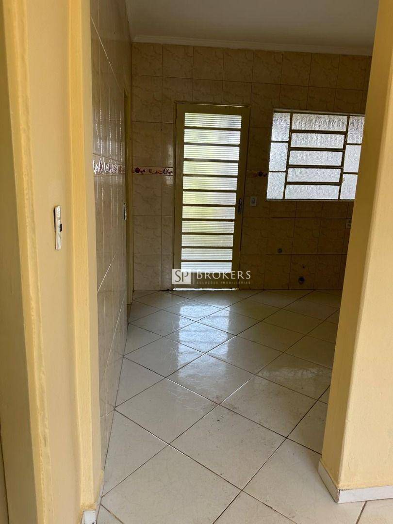 Casa à venda com 2 quartos, 54m² - Foto 5