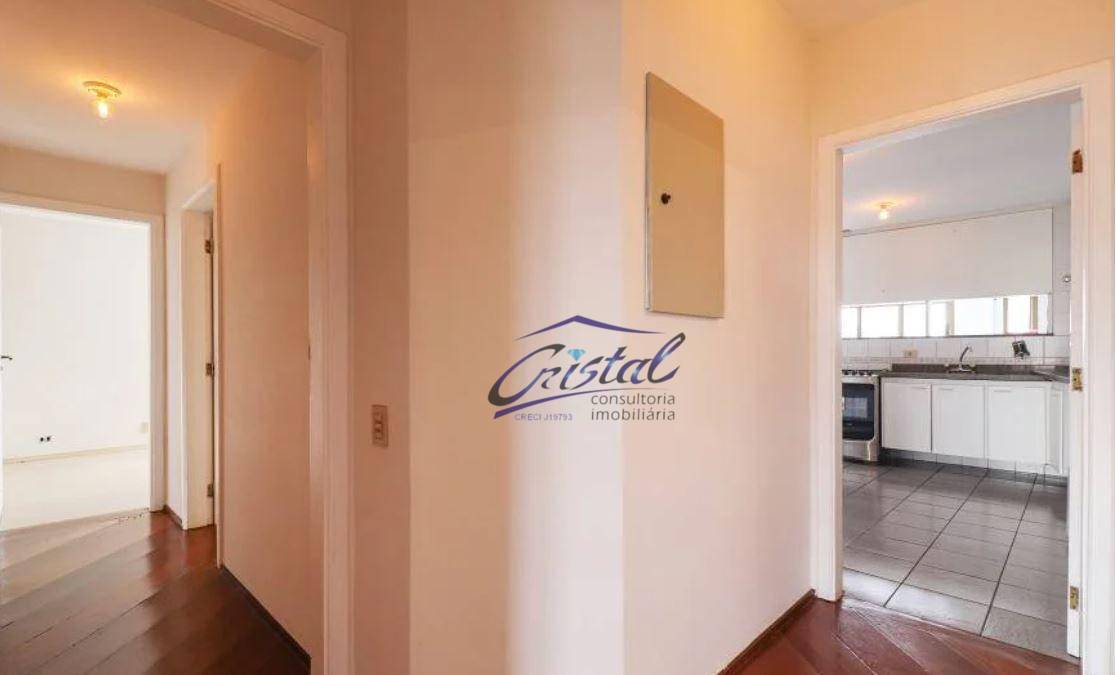 Apartamento à venda com 3 quartos, 138m² - Foto 7