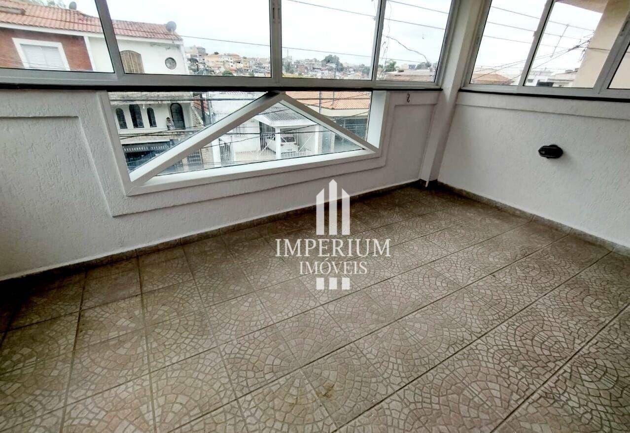 Sobrado à venda e aluguel com 3 quartos, 180m² - Foto 3