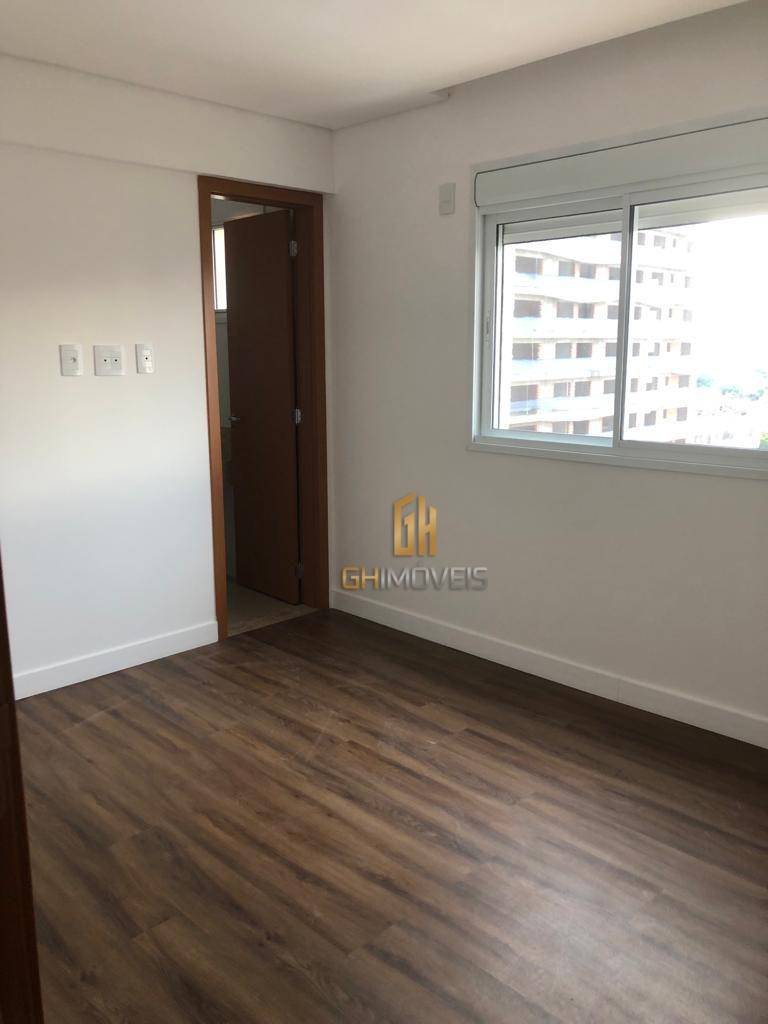 Apartamento à venda com 3 quartos, 130m² - Foto 6