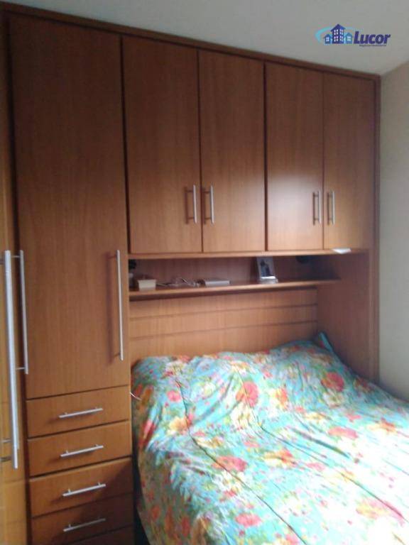 Apartamento à venda com 2 quartos, 45m² - Foto 3