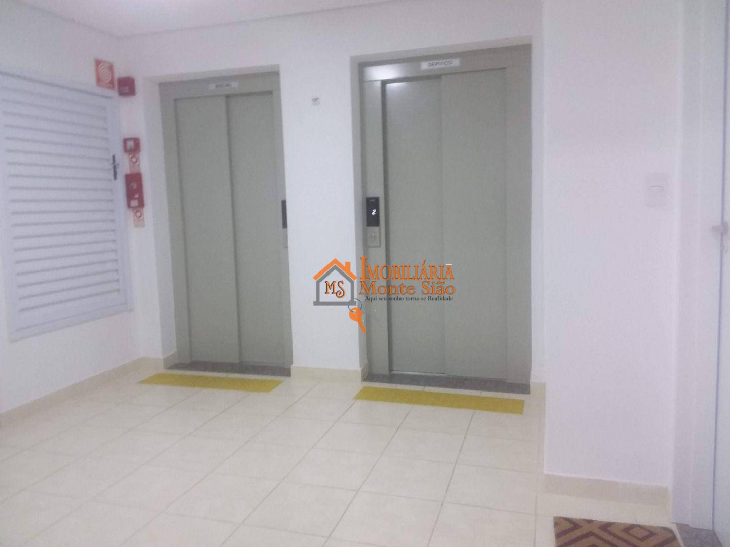 Apartamento à venda com 2 quartos, 56m² - Foto 3