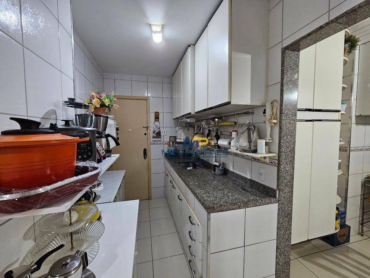 Apartamento à venda com 2 quartos, 60m² - Foto 4