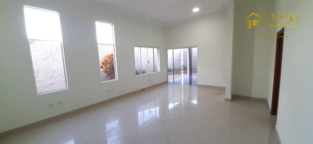 Casa à venda com 3 quartos, 170m² - Foto 9