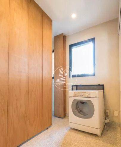 Apartamento à venda com 3 quartos, 162m² - Foto 24