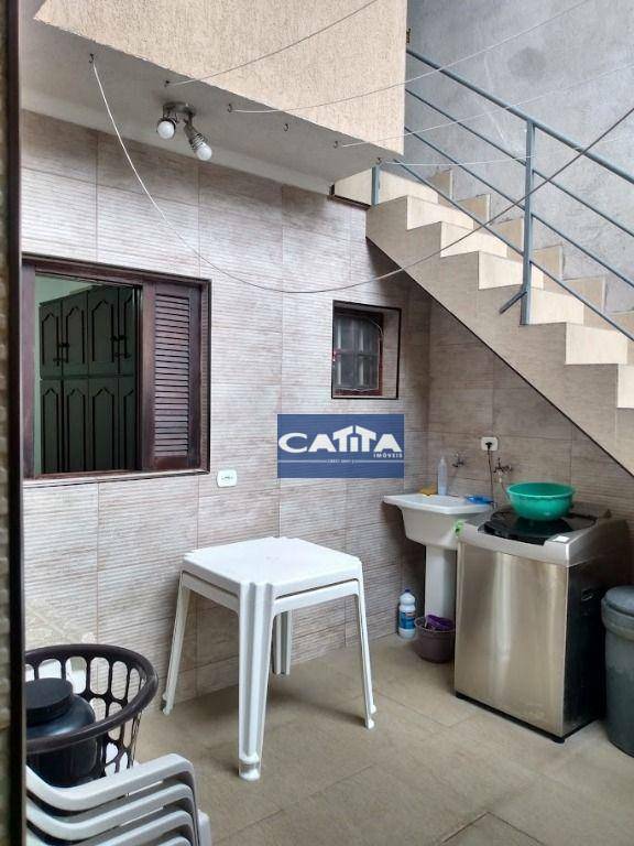 Casa à venda com 2 quartos, 55m² - Foto 18