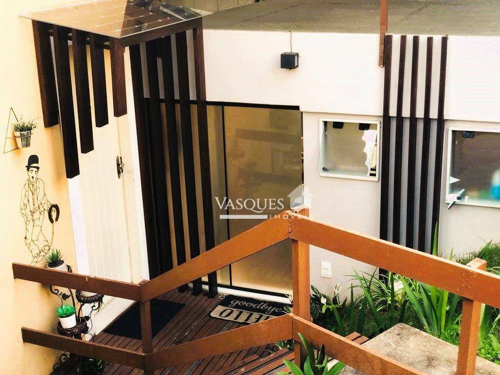 Casa de Condomínio à venda com 2 quartos, 68m² - Foto 2