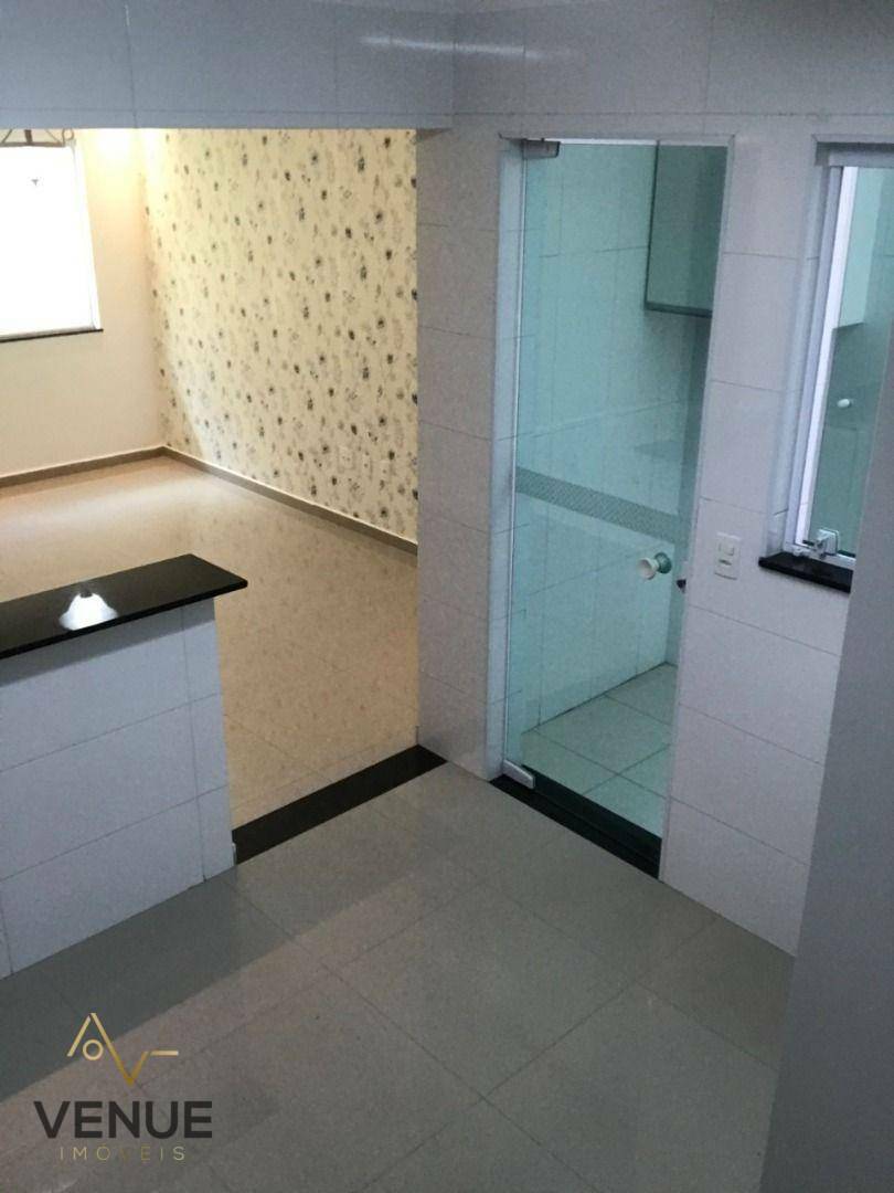 Sobrado à venda com 2 quartos, 60M2 - Foto 1