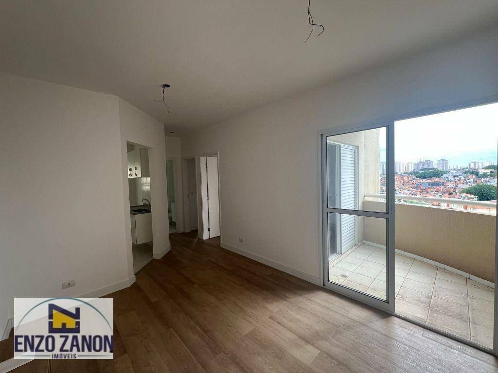 Apartamento para alugar com 2 quartos, 55m² - Foto 3